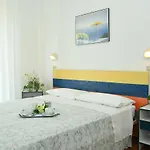 Leonarda 호텔 2*