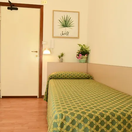 Leonarda Hotel Rímini