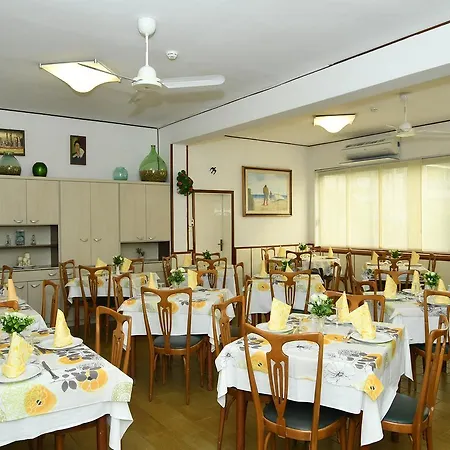 Leonarda 2* רימיני